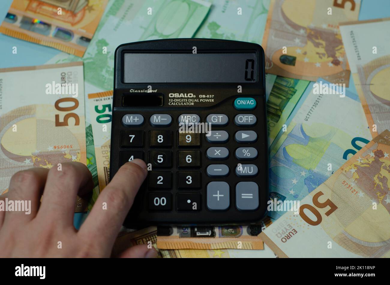 Images de Calculatrice Euro - Téléchargement gratuit sur eepik