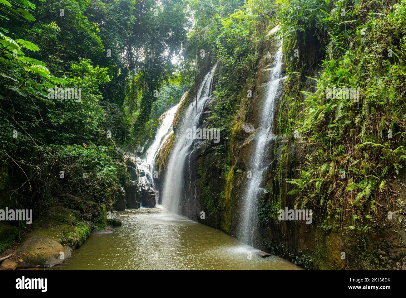 Petites cascades près de la cascade de Zongo, République démocratique du Congo, Afrique Banque D'Images