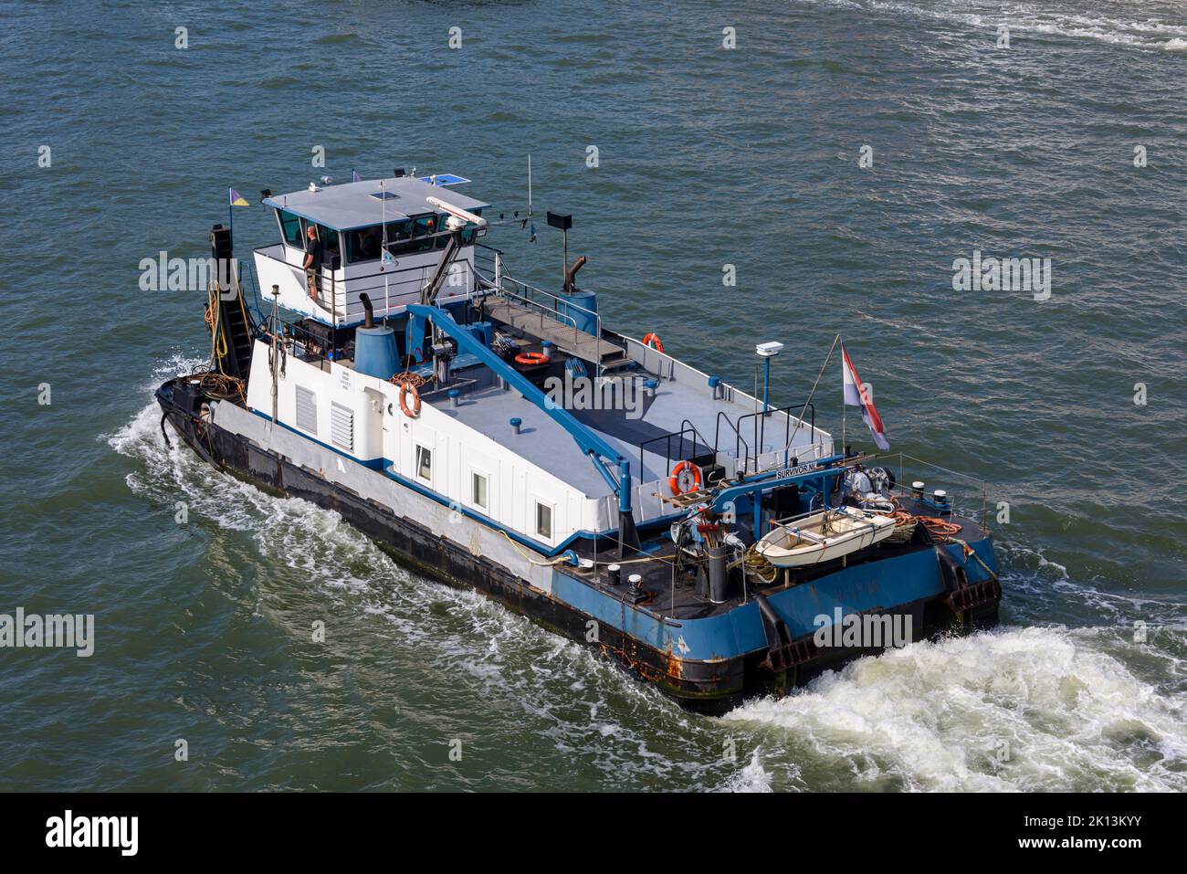 Bateau de dragage au port de Rotterdam, pays-Bas Banque D'Images Bateau de dragage au port de Rotterdam, pays-Bas Banque D'Images