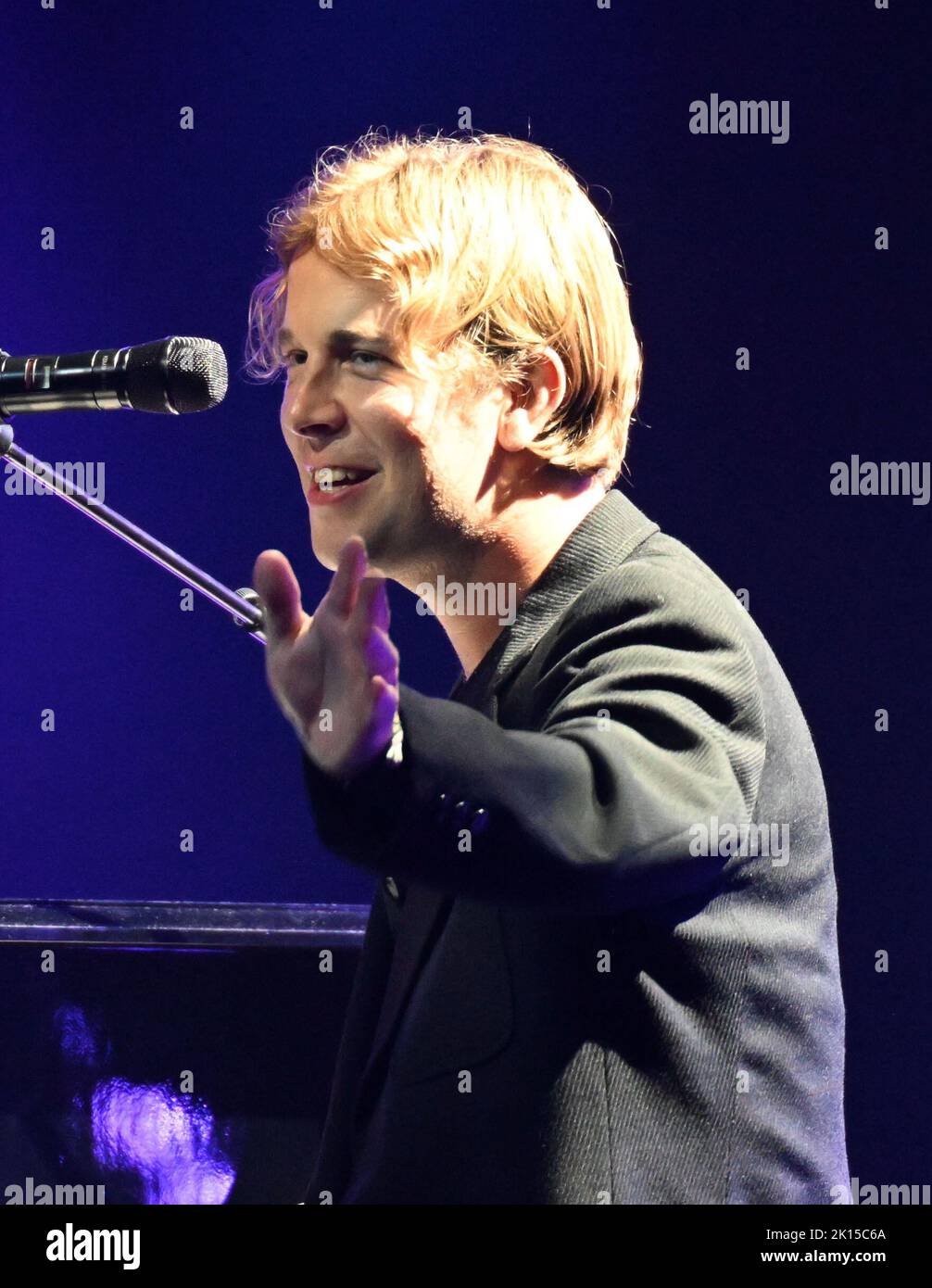 Baden Baden, Allemagne. 15th septembre 2022. Le musicien Tom Odell se produit lors de l'enregistrement de l'émission télévisée 'WR3 New Pop Festival - das Special' au Festspielhaus Baden-Baden. Credit: Uli Deck/dpa/Alay Live News Banque D'Images