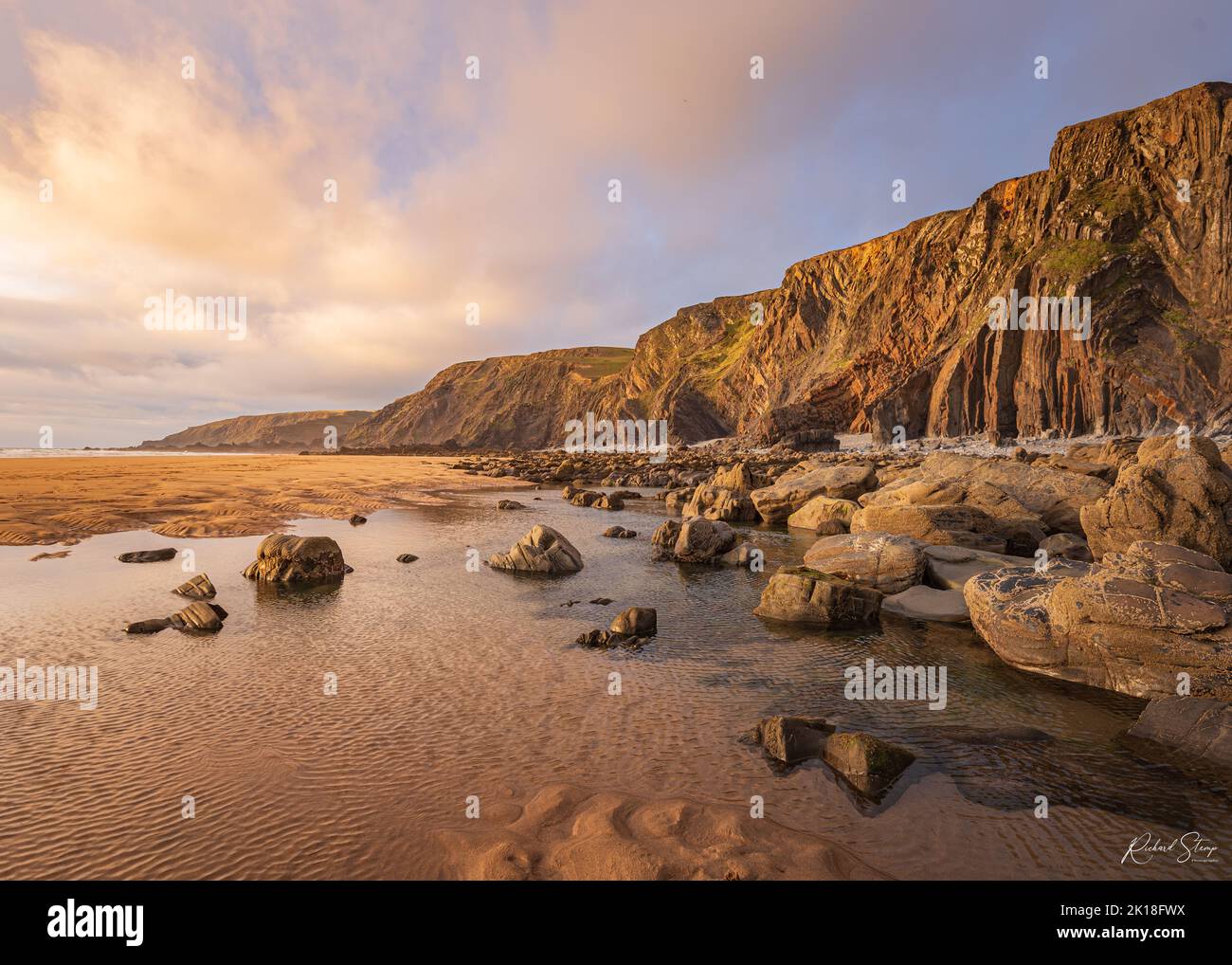 Plage de Sandomouth à Cornwall, dans le sud-ouest de l'Angleterre. Banque D'Images