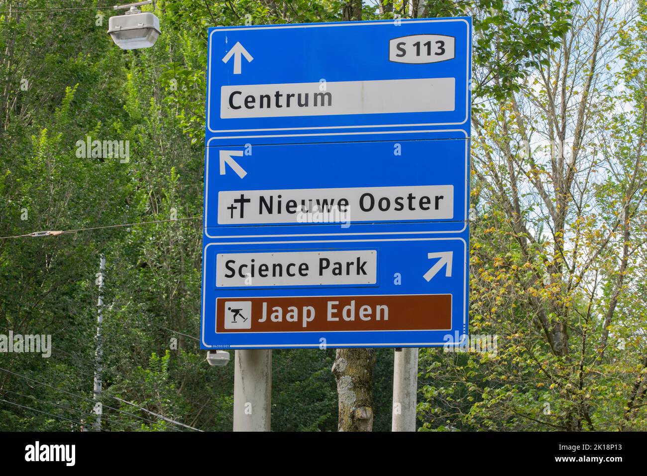 Direction à Middenweg Street à Amsterdam pays-Bas 15-9-2022 Banque D'Images