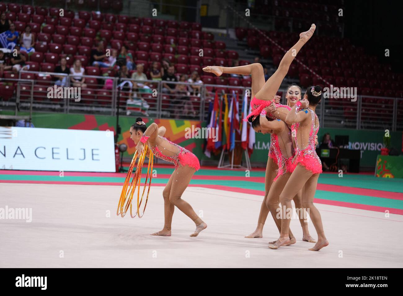 Sofia, Sofia, Bulgarie, 16 septembre 2022, KAZ - Kazakhstan 5 Hoop pendant le Championnat du monde de gymnastique rythmique 2022 day3 - Gym Banque D'Images