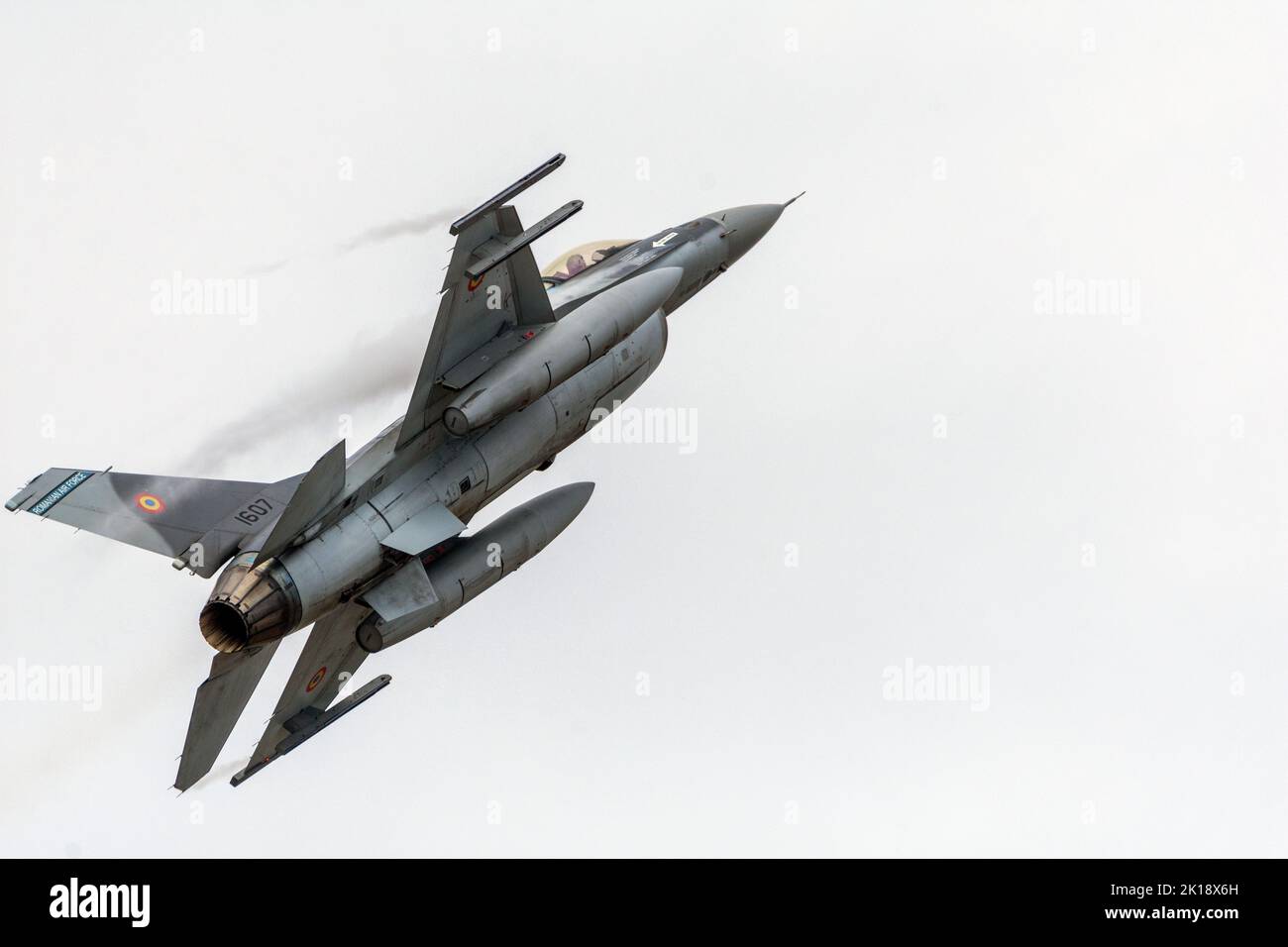 la force aérienne roumaine f16 se présente au salon aérien international bias 2022, aéroport de baneasa, bucarest roumanie Banque D'Images