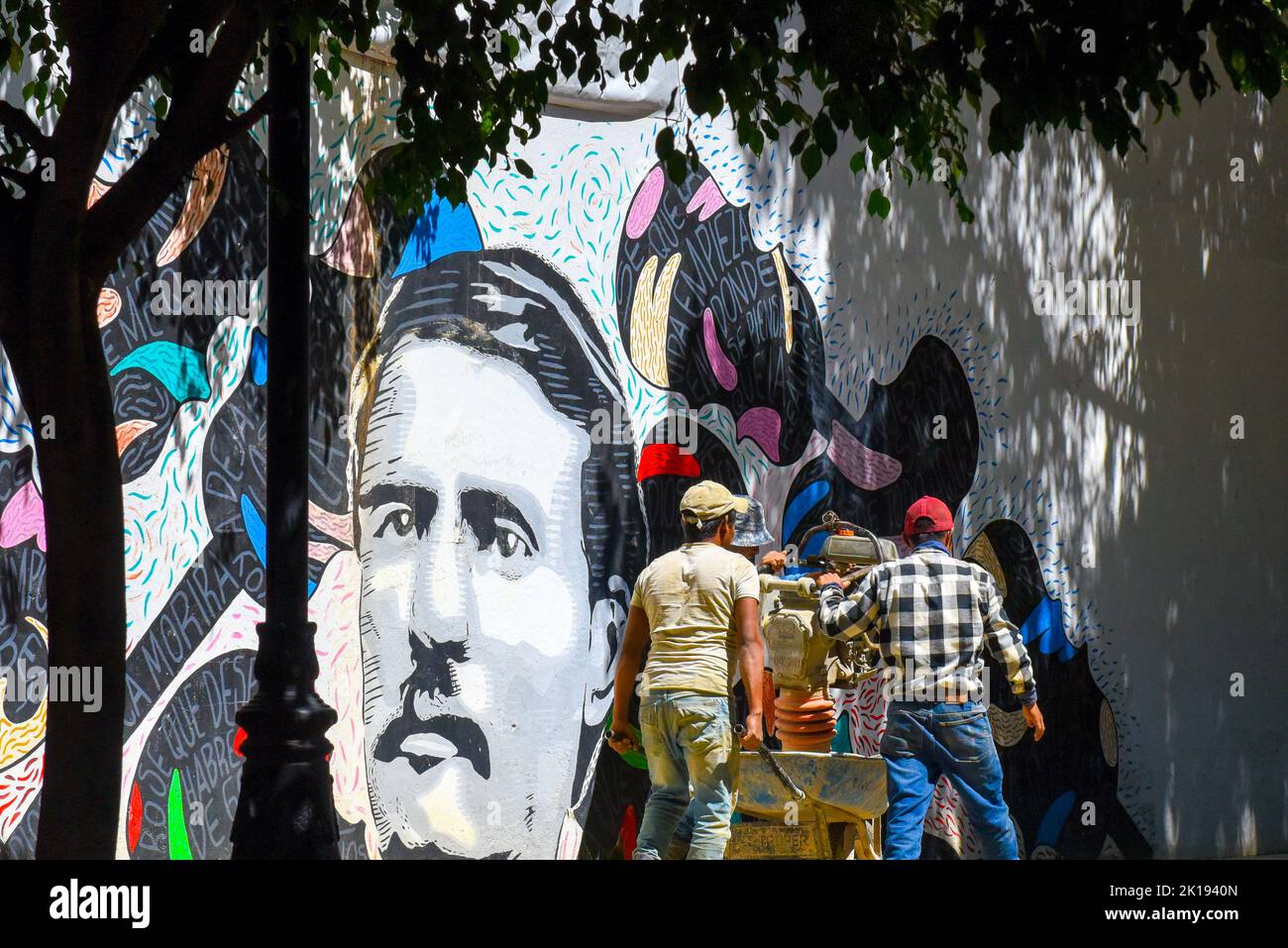 Ouvriers de la construction et ville murale d'Oaxaca, Mexique Banque D'Images