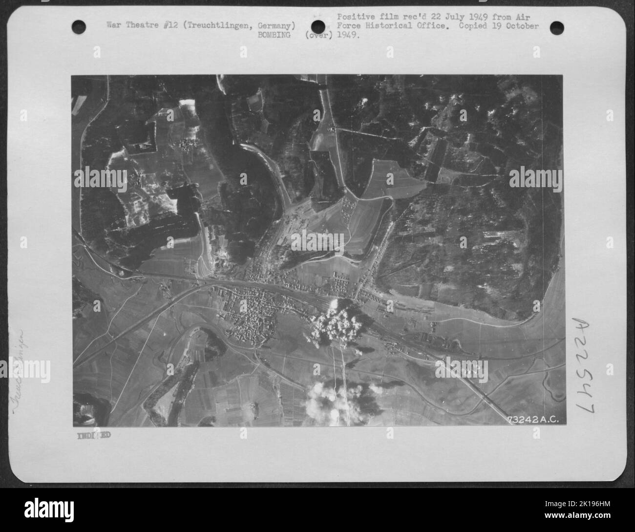 Membres du Groupe de service 78th entretien des canons sur Une Republica P-47 au 8th Air Force Station F-357 à Duxford en Angleterre. 10 septembre 1944. Banque D'Images