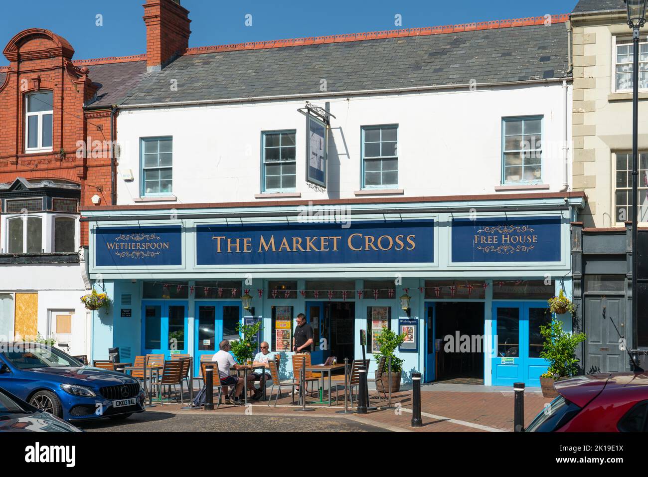 Pub et restaurant The Market Cross, Holywell, pays de Galles du Nord. A Wethercuillers. Pris en mai 2022. Banque D'Images