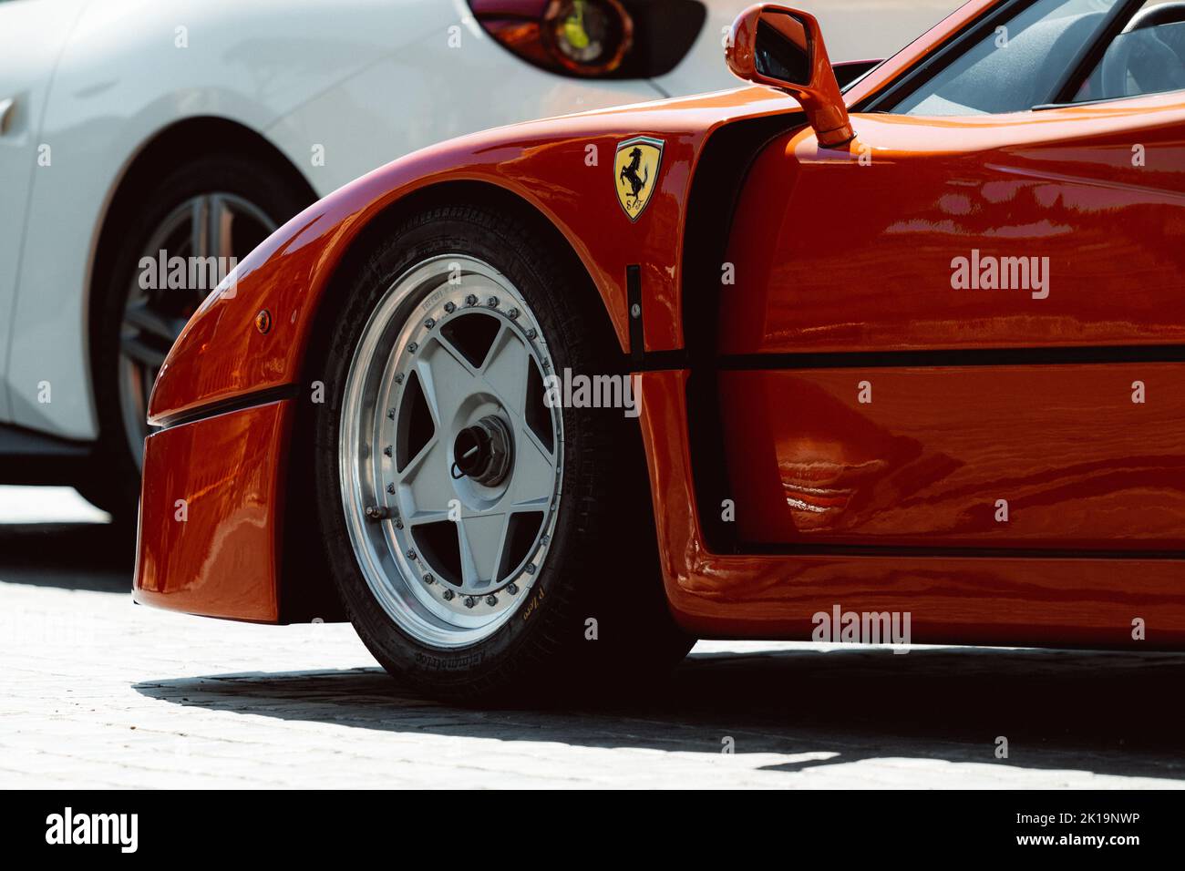 Ferrari f40 rouge Banque de photographies et d’images à haute ...