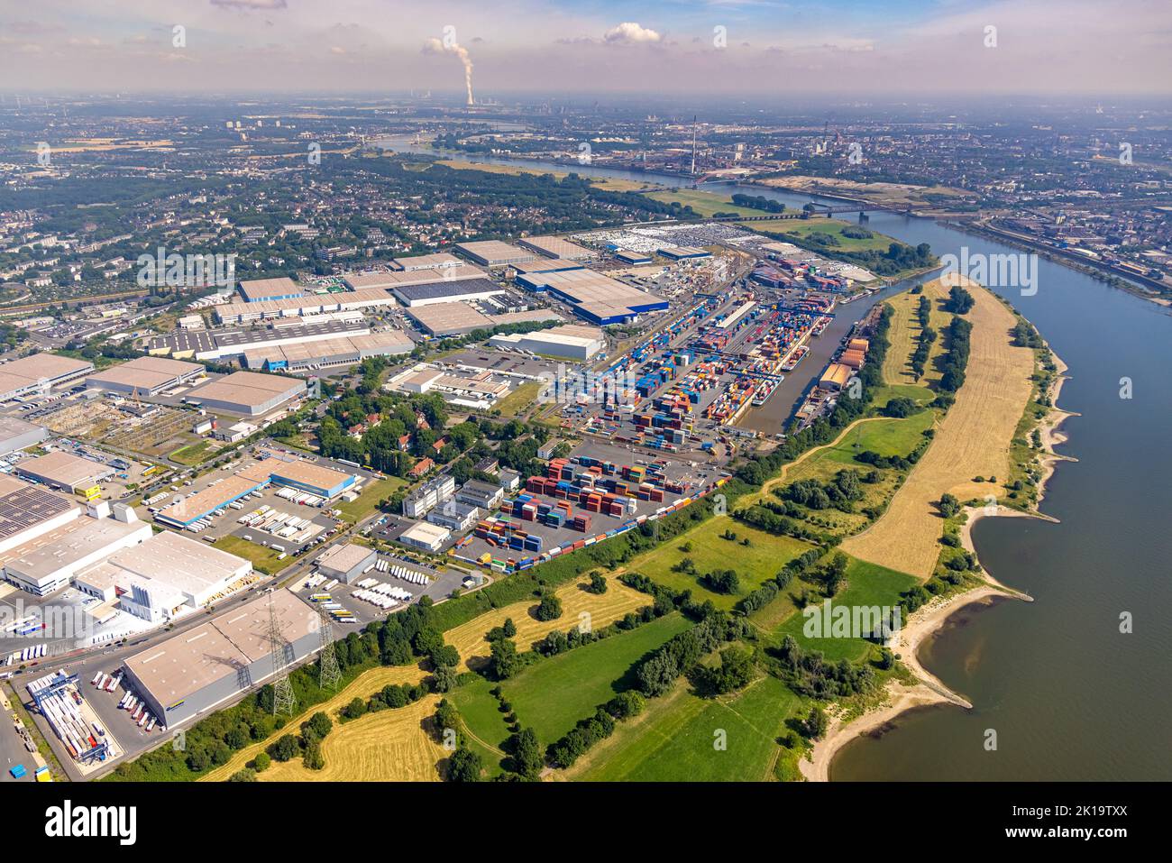 Vue aérienne, logport I, port conteneur, Duisburg Port D3T Duisburg Trimodal terminal, logistique automobile, Friemersheim, Duisburg, région de Ruhr, Nord R Banque D'Images