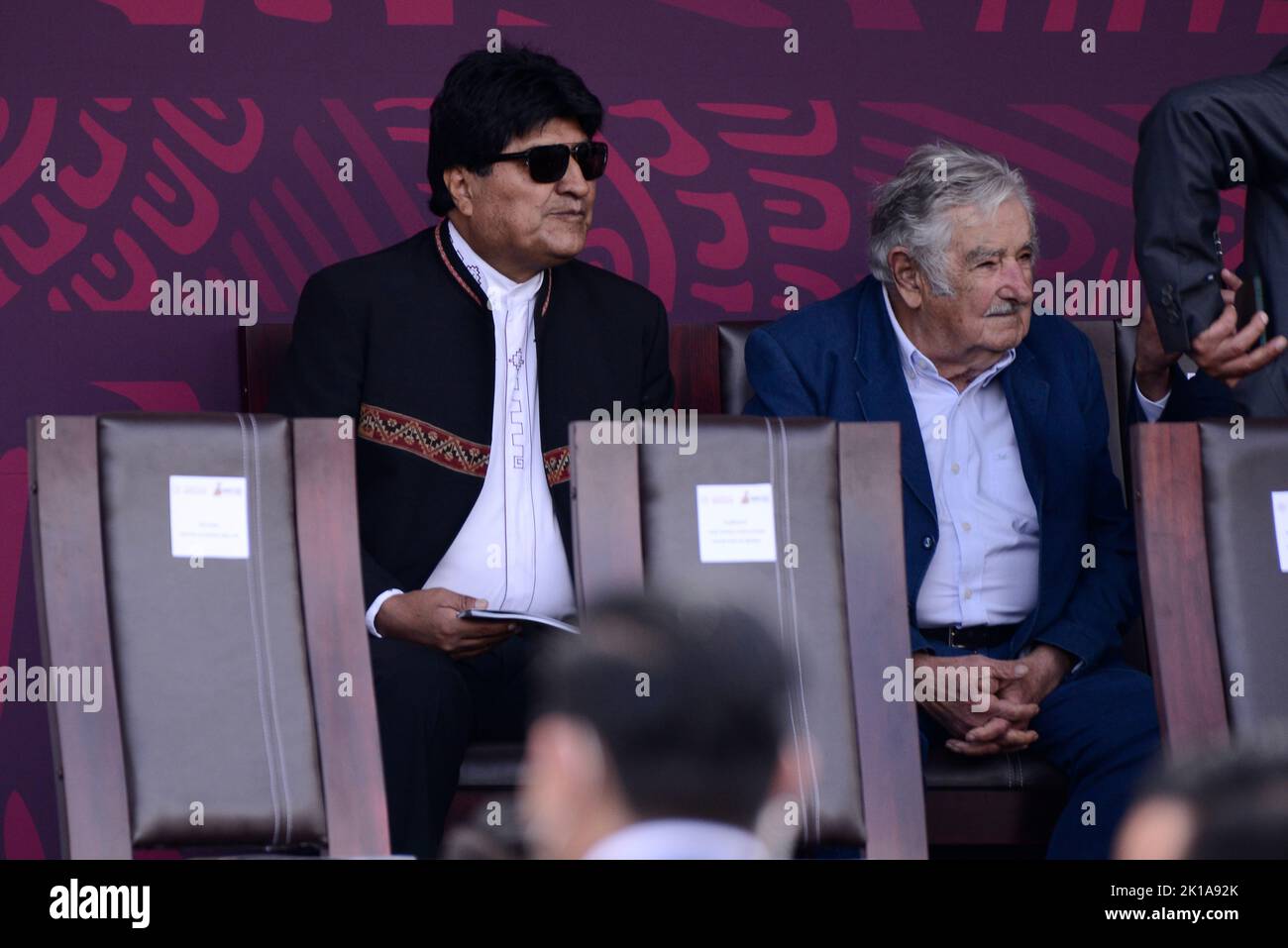 Mexico, Mexique. 16th septembre 2022. José Mujica, ancien président de l'Uruguay, et Evo Morales, ancien président de la Bolivie, lors de la cérémonie du défilé civilo-militaire dans le cadre de la commémoration du 212th anniversaire du début de l'indépendance du Mexique dans le centre-ville. On 16 septembre 2022 à Mexico, Mexique. Crédit : ZUMA Press, Inc./Alay Live News Banque D'Images