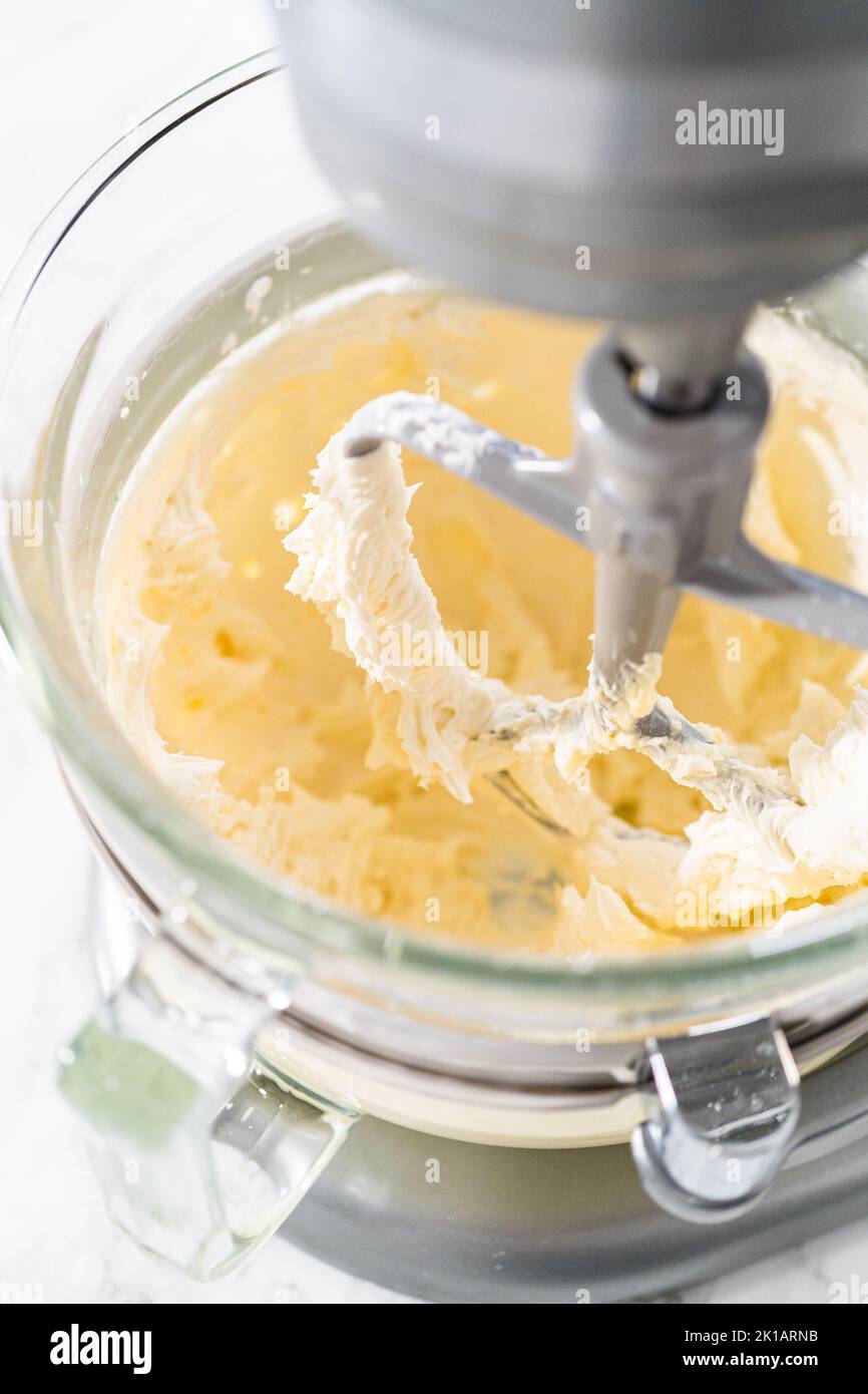 Crème Buttercream citron Banque D'Images