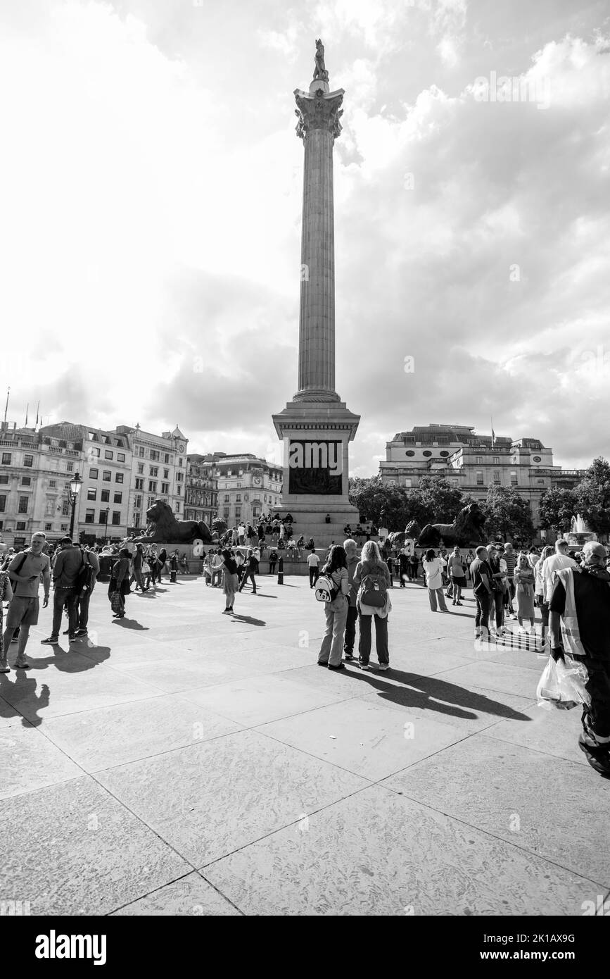 Autour de Londres dans l'année de la reine Elizabeth II passant Banque D'Images