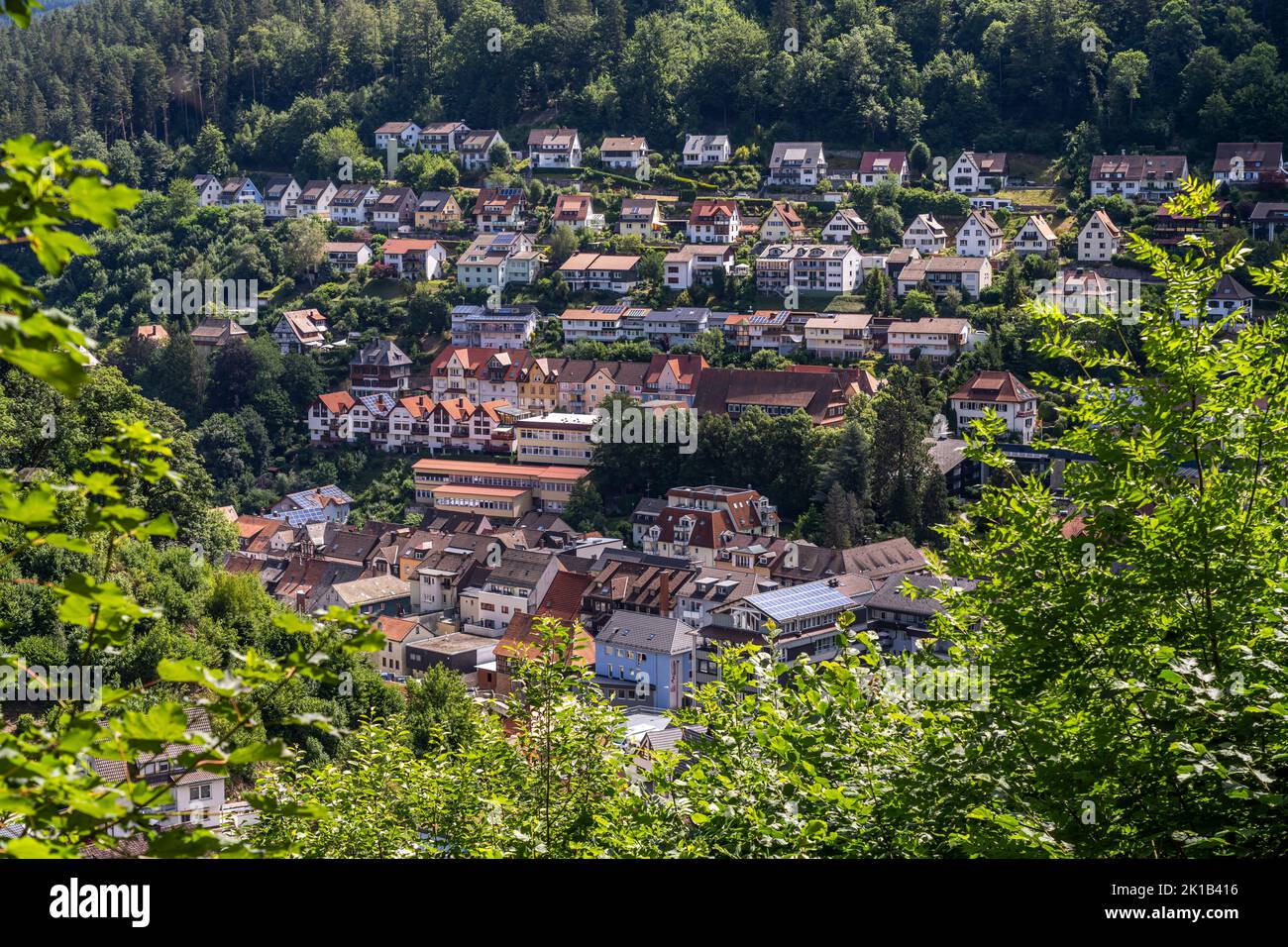 Blick auf Triberg im Schwarzwald, Bade-Wurtemberg, Allemagne | Voir sur Triberg im Schwarzwald, Forêt Noire, Bade-Wurtemberg, Allemagne Banque D'Images