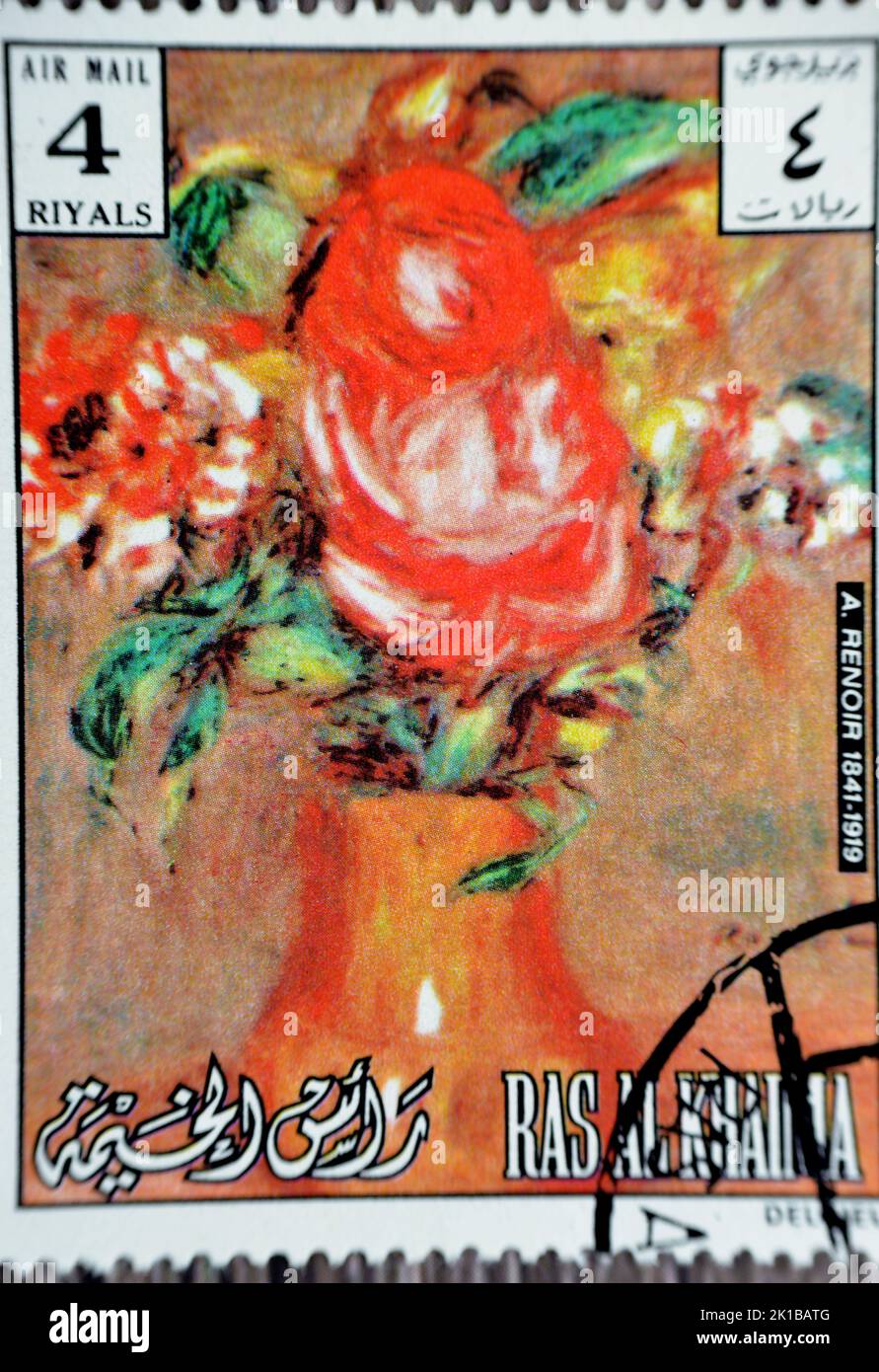Le Caire, l'Egypte, 15 août 2022: Ancien timbre Postage utilisé des Émirats arabes Unis Ras Al-Khaimah 1972 présente la peinture florale de l'artiste français Pi Banque D'Images