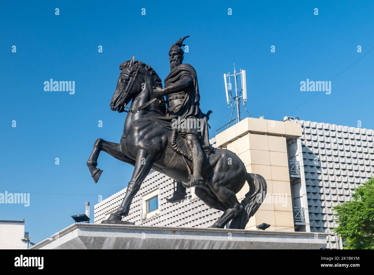 Pristina, Kosovo - 5 juin 2022 : monument équestre de Gjergj Katrioti (Skanderbeg). Skanderbeg était un seigneur féodal albanais et un commandant militaire W Banque D'Images