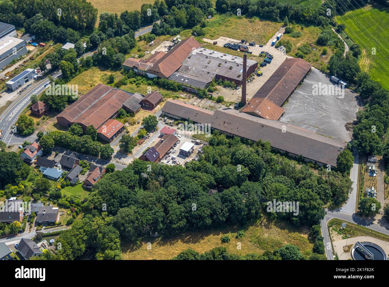 Vue aérienne, bâtiment délabré de l'ancien chantier de briques Idunahall, Alte Poststraße, Bricht, Schermbeck, Ruhr, Rhénanie-du-Nord-Westphalie, Allemagne, Banque D'Images