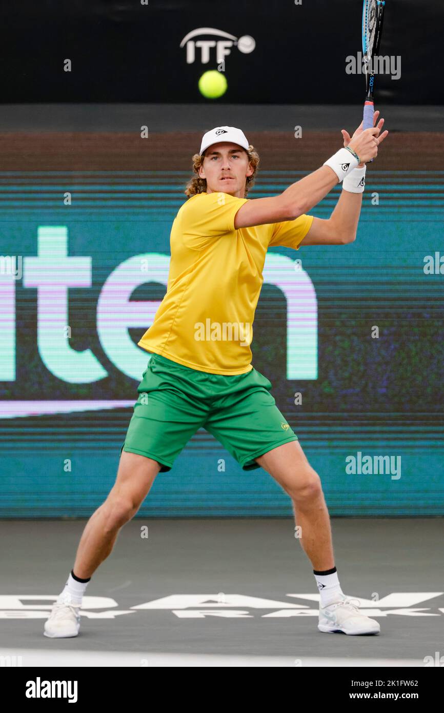 18 septembre 2022, Hambourg: Tennis: Coupe Davis - scène de groupe, hommes, groupe C, scène de groupe, Allemagne - Australie. Struff (Allemagne) - Purcell (Australie). Max Purcell en action. Photo: Frank Molter/dpa Banque D'Images