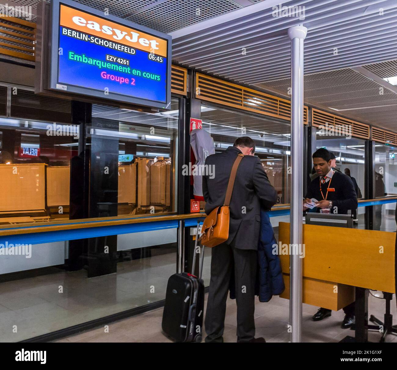 Paris, France, vue, enregistrement des passagers pour le vol au bureau de contrôle, à l'intérieur de l'aéroport international d'Orly Banque D'Images