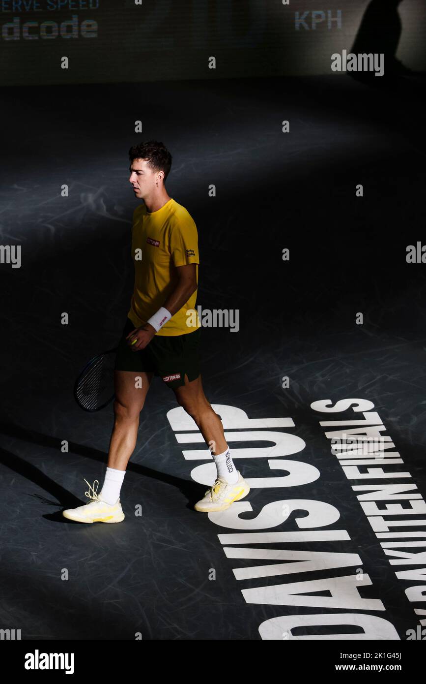 Hambourg, Allemagne, 18th septembre 2022. Thanasi Kokkinakis, originaire d'Australie, est en action lors du match de groupe entre l'Allemagne et l'Australie lors de la finale de la coupe Davis 2022 à Hambourg, en Allemagne. Crédit photo: Frank Molter/Alamy Live News Banque D'Images