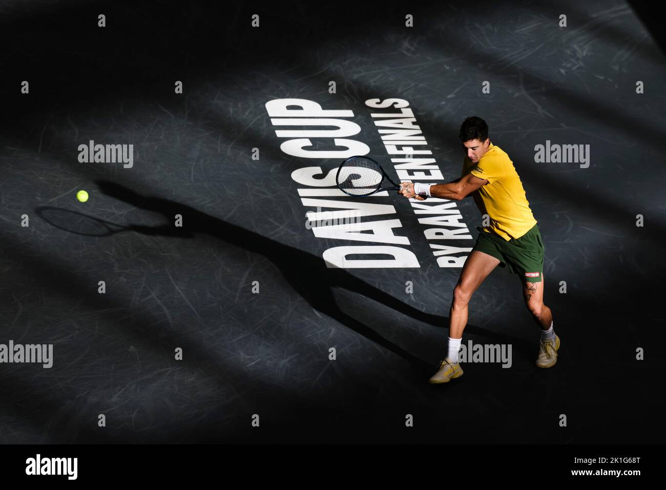 18 septembre 2022, Hambourg: Tennis, hommes: Coupe Davis - scène de groupe, Groupe C, scène de groupe, Allemagne - Australie. Otte (Allemagne) - Kokkinakis (Australie). Thanasi Kokkinakis est en action. Photo: Frank Molter/dpa Banque D'Images