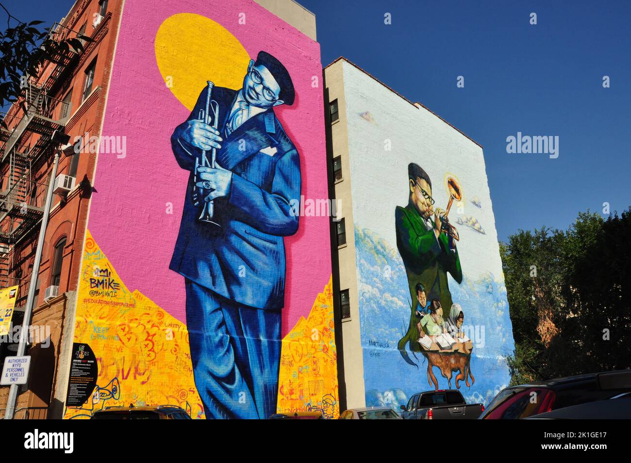 Graffiti colorés avec trompettistes Jazz à New York Banque D'Images
