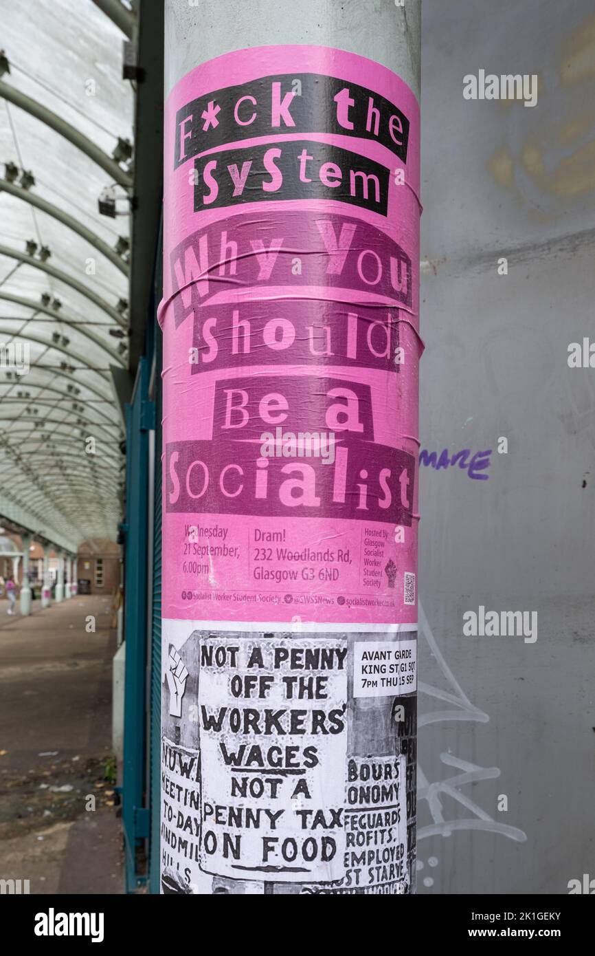 F*ck le système pourquoi vous devriez être une affiche socialiste à Glasgow, en Écosse, au Royaume-Uni Banque D'Images