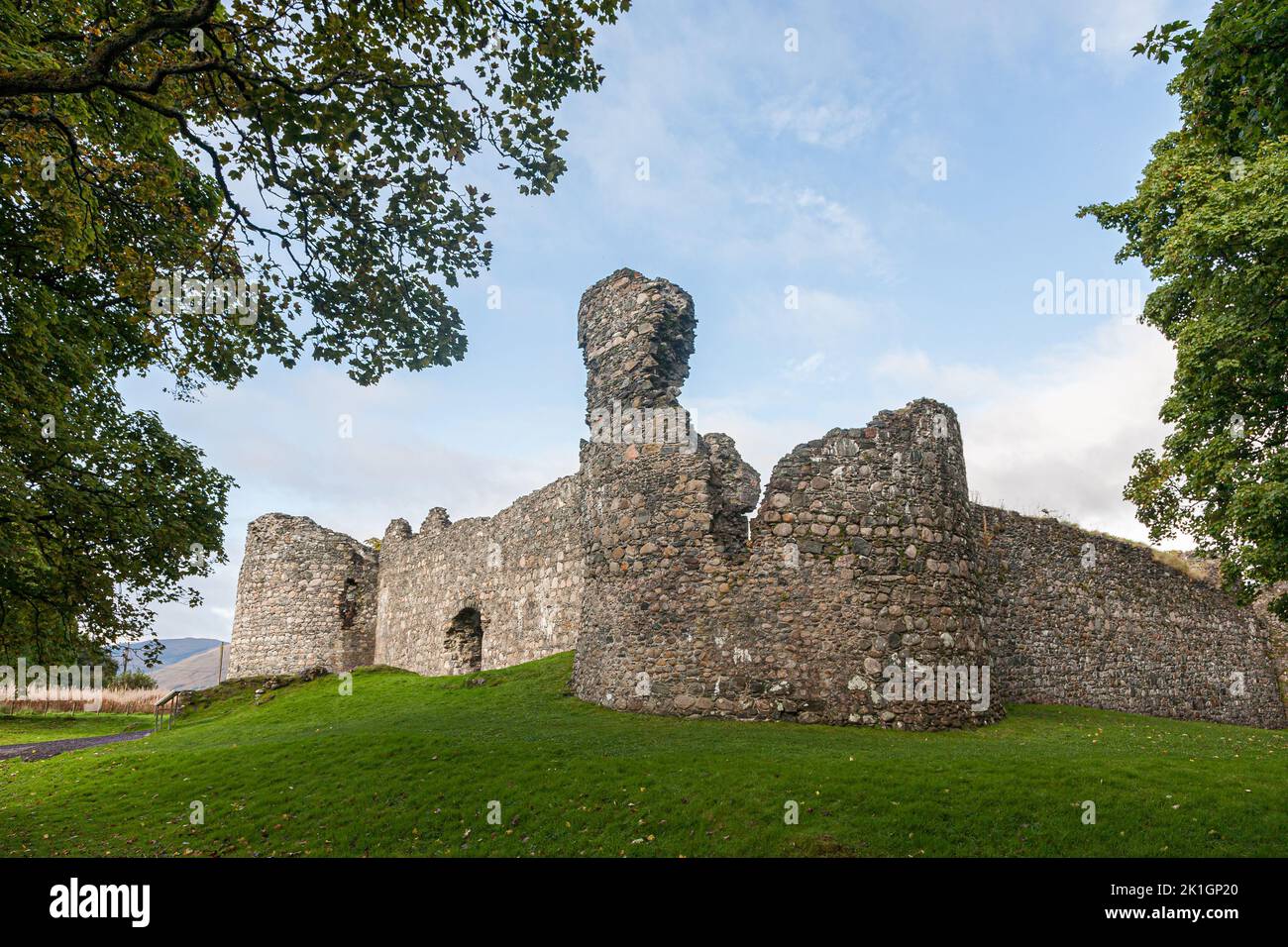 Ancien château d'Inverlochy dans les Highlands d'Écosse Banque D'Images
