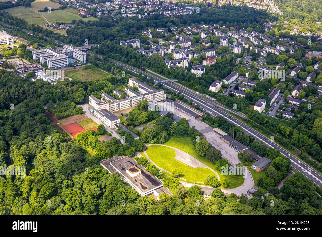 Vue aérienne, ancienne école de police Norbertstraße angle Lührmannstraße, Essen-Bredeney, Essen, région de la Ruhr, Rhénanie-du-Nord-Westphalie, Allemagne, DE, alimentation, UE Banque D'Images