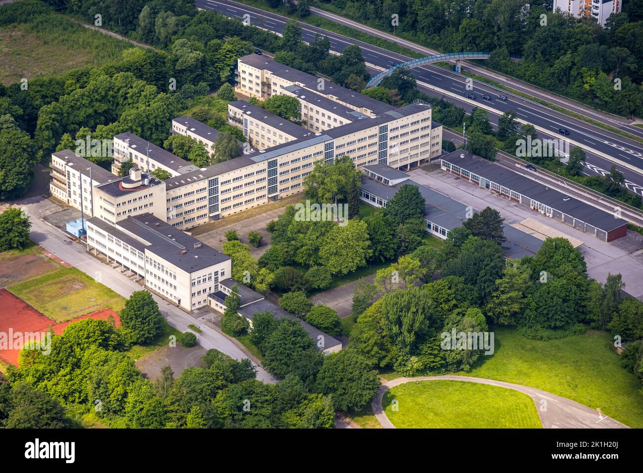 Vue aérienne, ancienne école de police Norbertstraße angle Lührmannstraße, Essen-Bredeney, Essen, région de la Ruhr, Rhénanie-du-Nord-Westphalie, Allemagne, DE, alimentation, UE Banque D'Images
