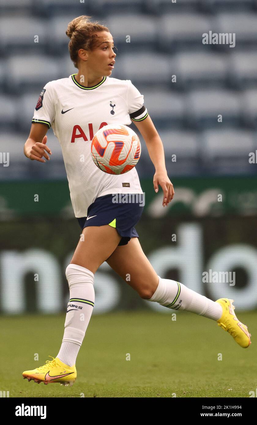 Leicester, Royaume-Uni. 18th septembre 2022. Celin Bizet Ildhus¿y de Tottenham Hotspur pendant le match de la Super League des femmes de la FA au King Power Stadium, Leicester. Crédit photo à lire: Darren Staples / Sportimage crédit: Sportimage / Alay Live News Banque D'Images