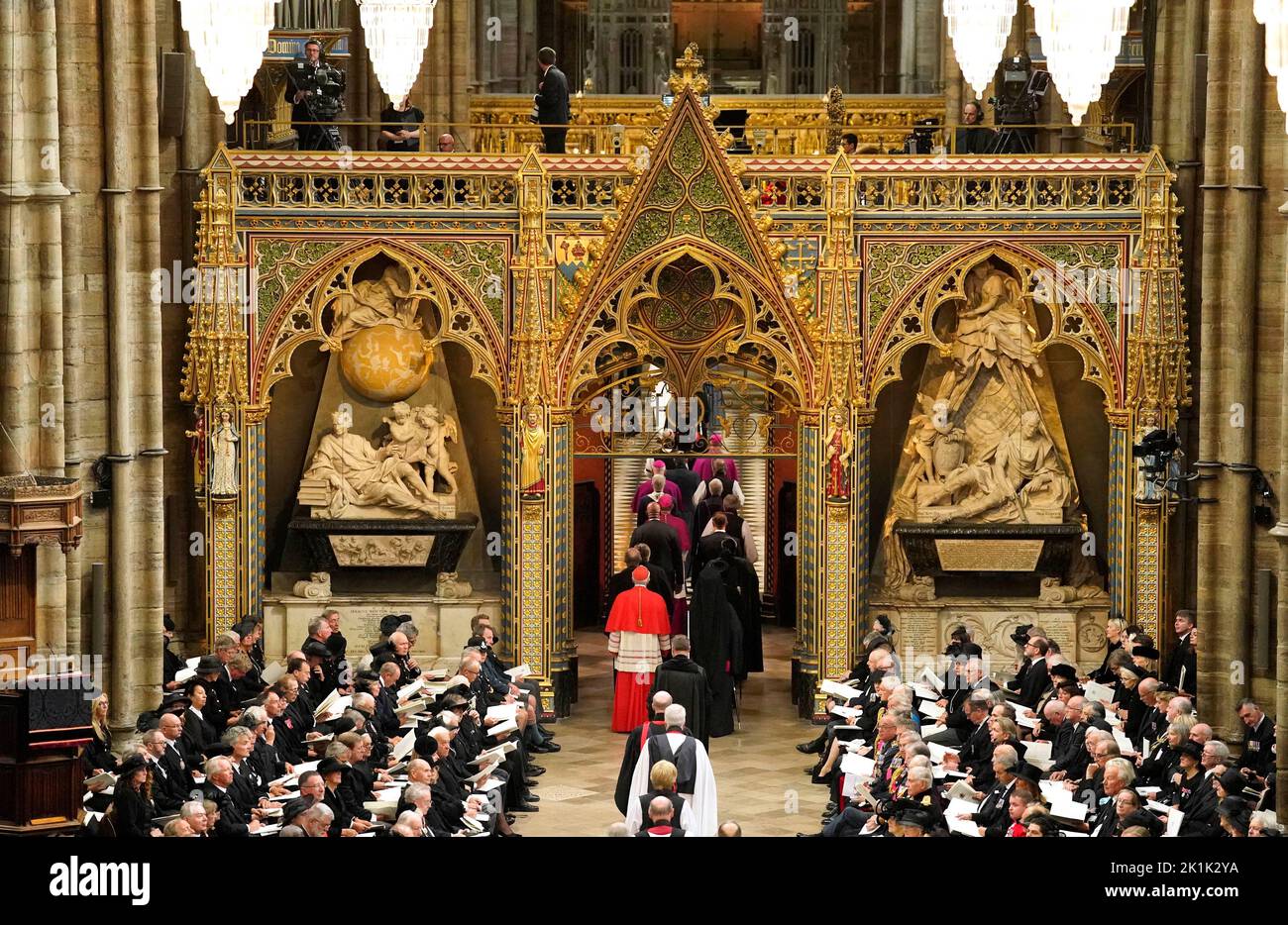Les dignitaires arrivent pour le funéraire d'État de la reine Elizabeth II, qui s'est tenu à l'abbaye de Westminster, à Londres. Date de la photo: Lundi 19 septembre 2022. Banque D'Images