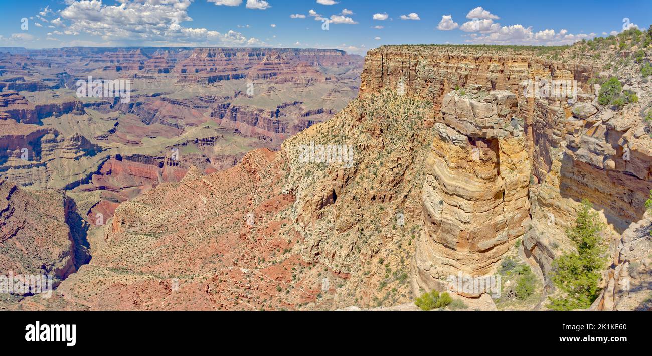 Rock Spire formation à l'ouest de Zuni point, parc national du Grand Canyon, Arizona, États-Unis Banque D'Images