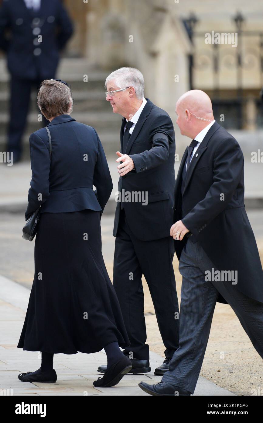 Le premier ministre du pays de Galles, Mark Drakeford, arrive au funérailles d'État de la reine Elizabeth II, qui s'est tenu à l'abbaye de Westminster, à Londres. Date de la photo: Lundi 19 septembre 2022. Banque D'Images