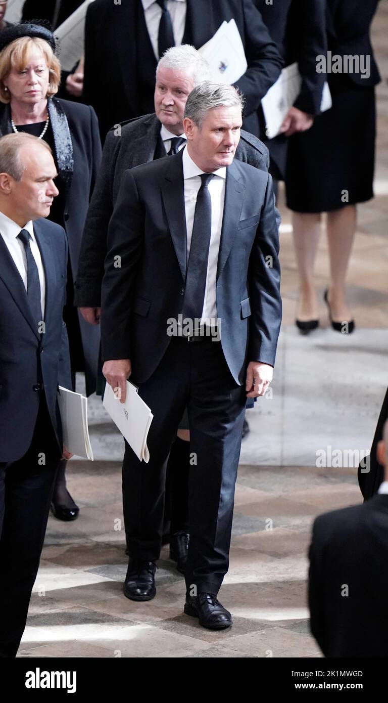 Le chef travailliste Keir Starmer part après le funérailles d'État de la reine Elizabeth II à l'abbaye de Westminster . Date de la photo: Lundi 19 septembre 2022. Banque D'Images