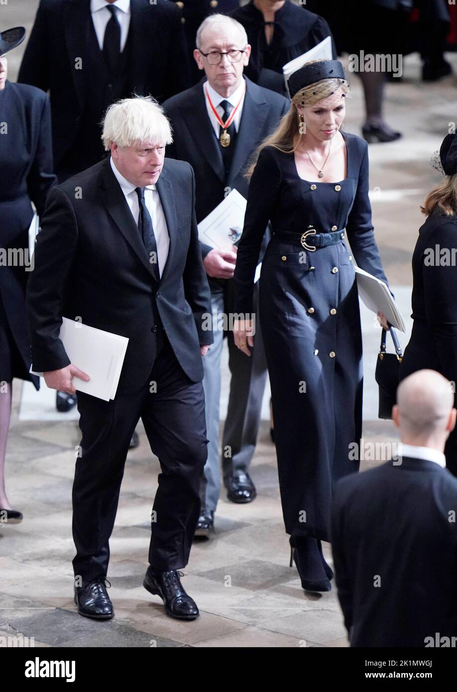 L'ancien Premier ministre Boris Johnson et son épouse Carrie Johnson quittent l'abbaye de Westminster, à Londres, après le funérailles d'État de la reine Elizabeth II. Date de la photo: Lundi 19 septembre 2022. Banque D'Images