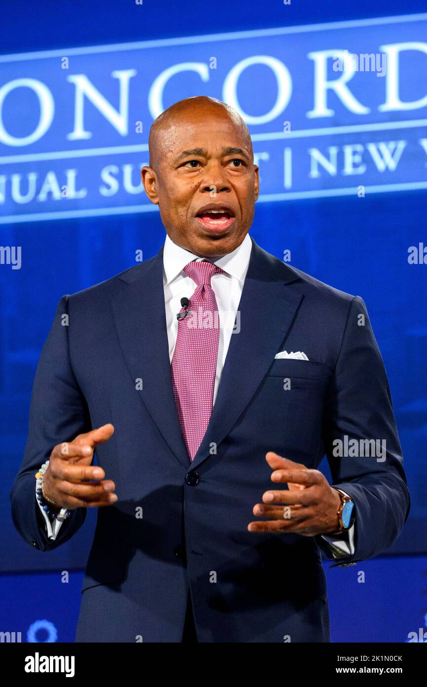 New York, États-Unis. 19th septembre 2022. Le maire de New York, Eric Adams, prend la séance d'ouverture du Sommet annuel de Concordia de 2022. Le forum annuel sur les affaires internationales réunit les dirigeants des entreprises, des gouvernements et des organisations à but non lucratif de la ville de New York, en même temps que l'Assemblée générale des Nations Unies. Credit: Enrique Shore/Alay Live News Banque D'Images