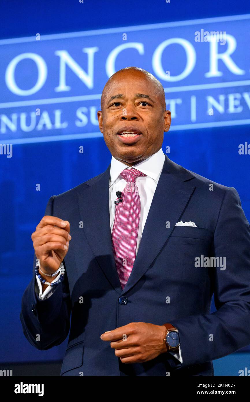 New York, États-Unis. 19th septembre 2022. Le maire de New York, Eric Adams, prend la séance d'ouverture du Sommet annuel de Concordia de 2022. Le forum annuel sur les affaires internationales réunit les dirigeants des entreprises, des gouvernements et des organisations à but non lucratif de la ville de New York, en même temps que l'Assemblée générale des Nations Unies. Credit: Enrique Shore/Alay Live News Banque D'Images