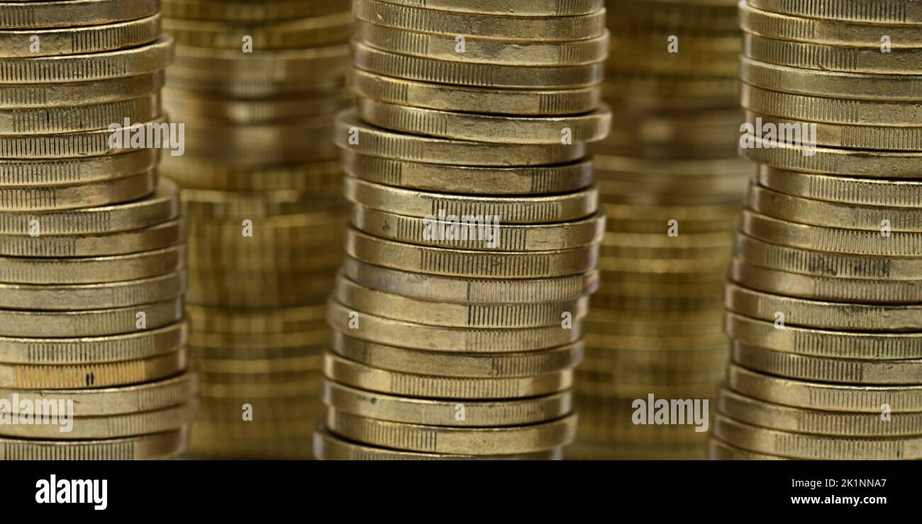 Detale de varios montones de monedas de euro Banque D'Images