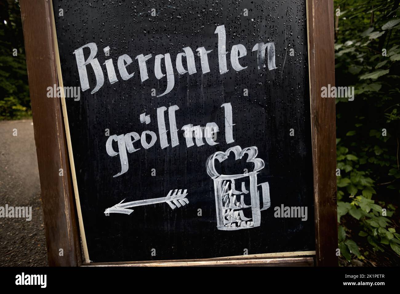 Beer garden sign biergarten Banque de photographies et d’images à haute