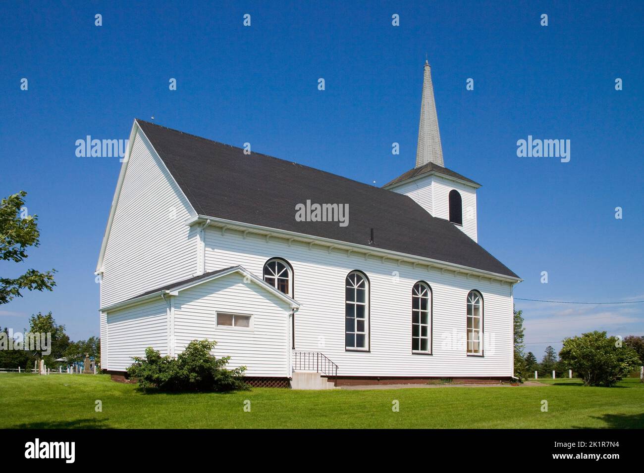 Église classique de clapperboard blanc à dundas, Î.-P.-É., canada Banque D'Images
