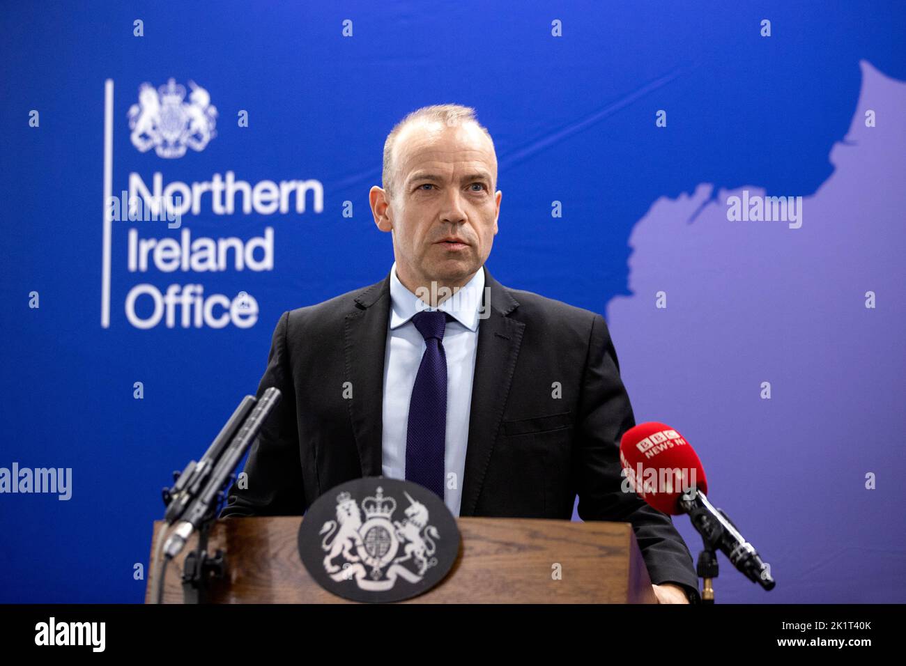 Chris Heaton-Harris, secrétaire d'État pour l'Irlande du Nord, lors d'une conférence de presse aux bureaux de NIO à la maison Erskine à Belfast. Date de la photo: Mardi 20 septembre 2022. Banque D'Images