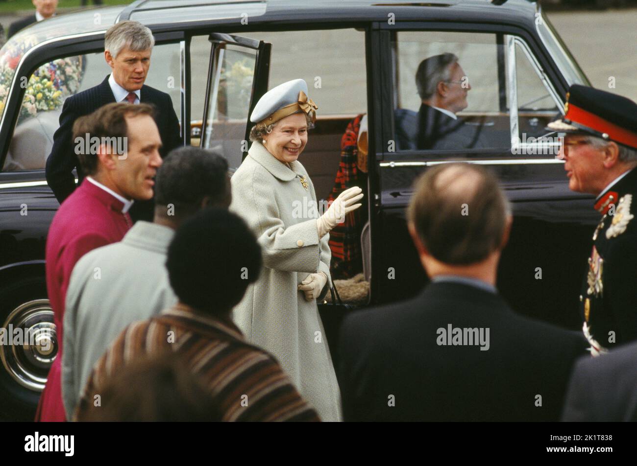 La reine Elizabeth ouvre le Wakefield Hospice West Yorkshire, Royaume-Uni 1992 Banque D'Images