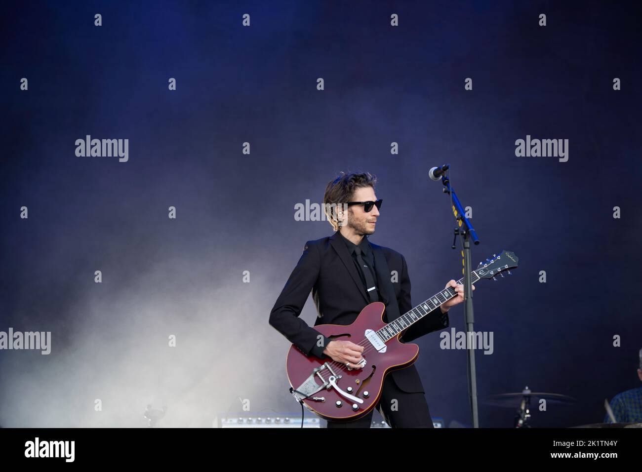 Groupe de rock américain, de Manhattan, NY, Interpol, qui se produit en direct au festival Tempelhof Sounds à Berlin, en Allemagne. Banque D'Images