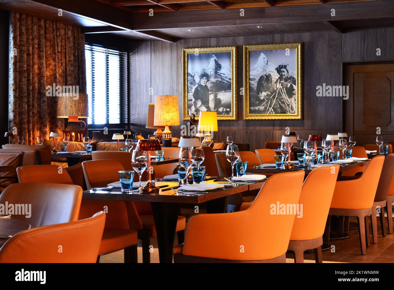 Suisse. Canton du Valais. Zermatt. L'hôtel Schweizerhof Zermatt, ouvert en 2019, et le restaurant la Muna, avec sa cuisine nikkei un mélange entre Banque D'Images