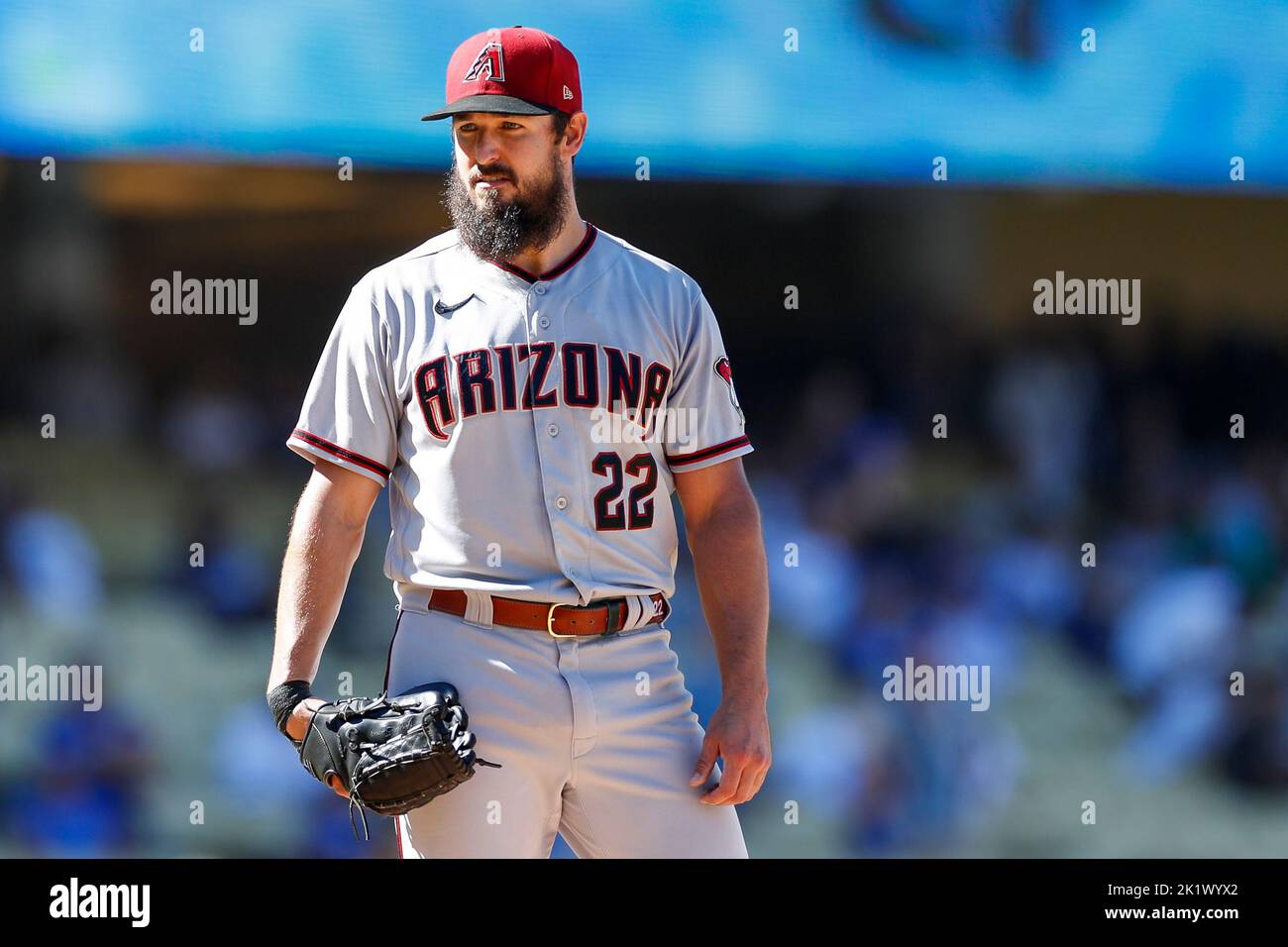 Arizona Diamondbacks cruche Caleb Smith (22) regarde pendant un match de la saison régulière de la MLB contre les Dodgers de Los Angeles, mardi, 20 septembre Banque D'Images