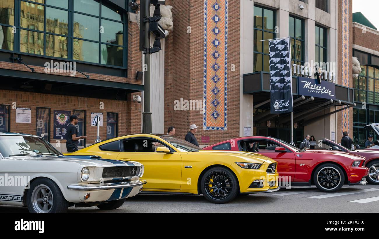DETROIT, MI/USA - 17 SEPTEMBRE 2022 : voitures Ford Mustang d'époque à Detroit Concours 'd Elegance. Banque D'Images