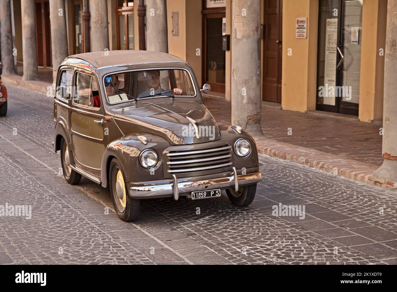 Fiat 500 C Topolino Belvédère des années 50 dans le rallye automobile classique Citta di Meldola, sur 8 octobre 2017 à Meldola FC, Italie Banque D'Images