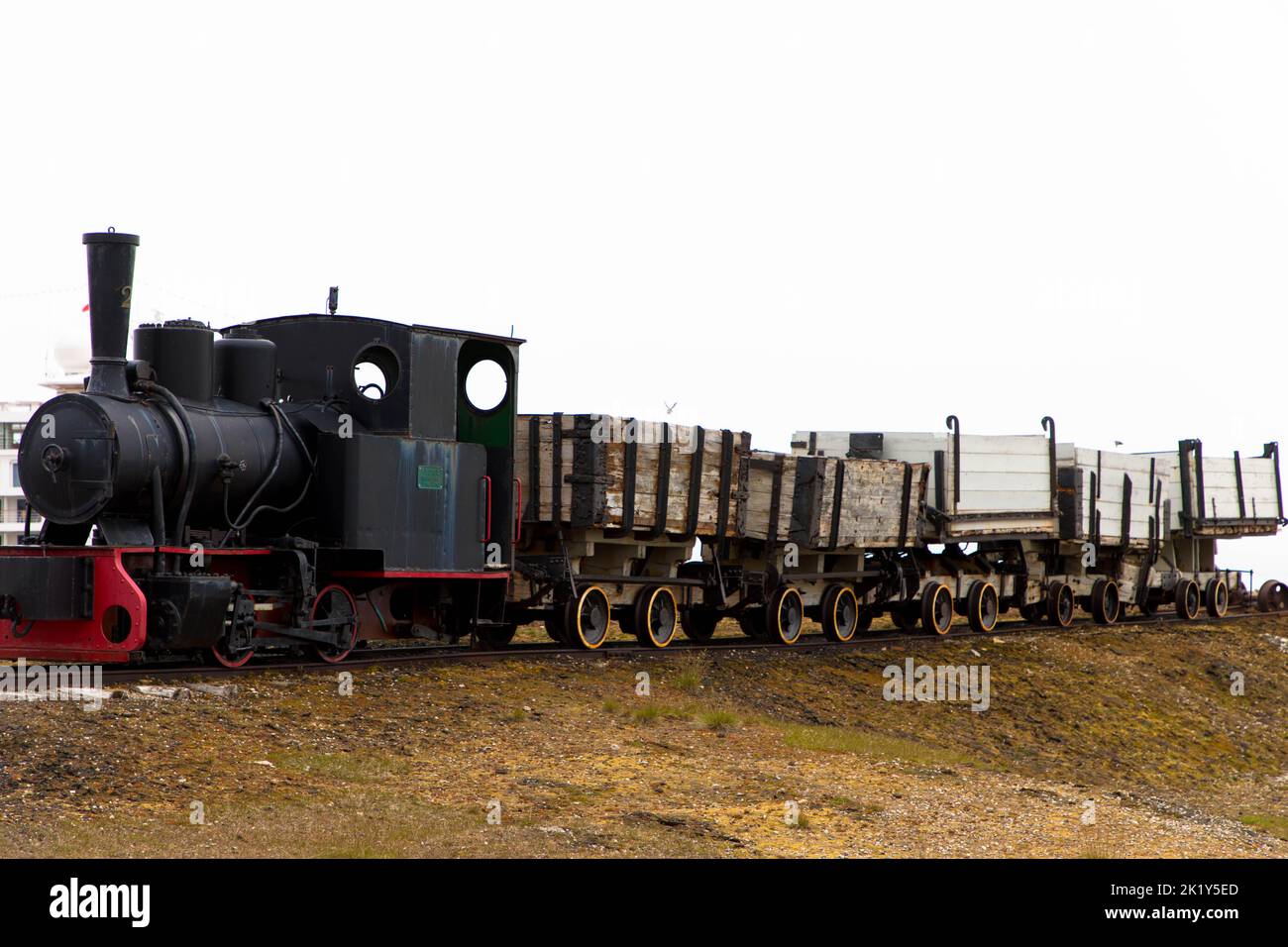 Chemin de fer minier ancien et abandonné à NY-Alesund, Spitsbergen, Kongsfjord, Svalbard, Norvège Banque D'Images