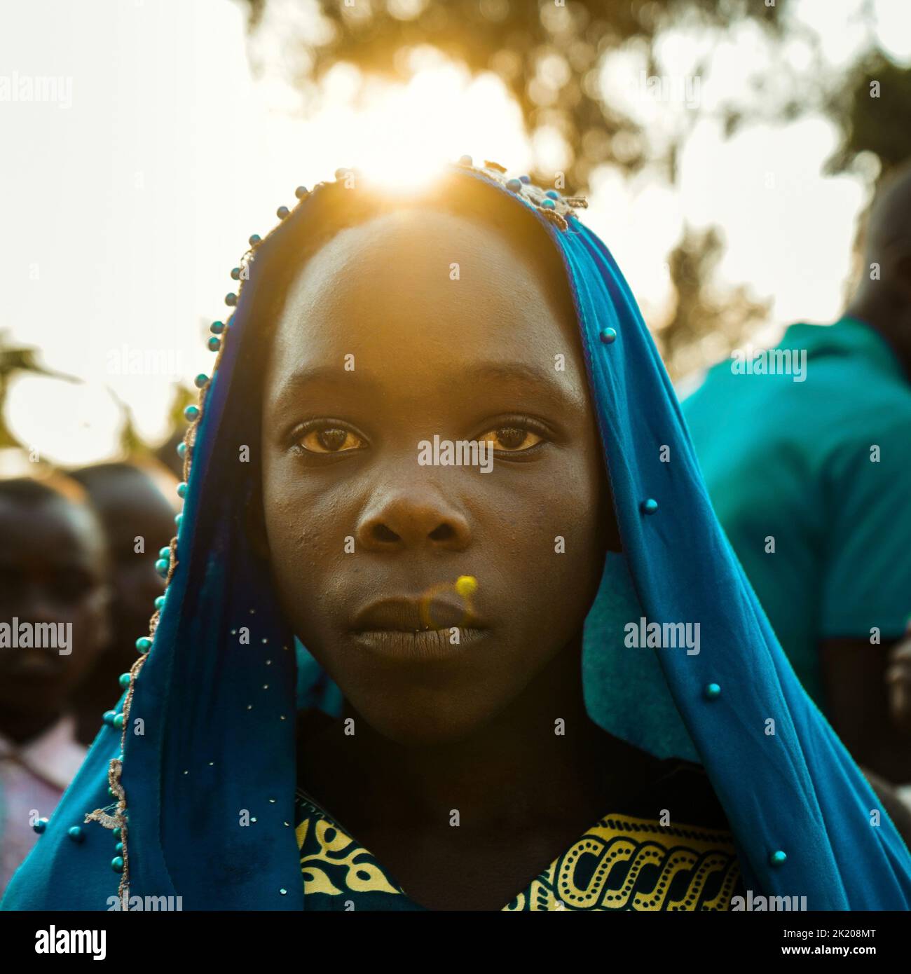 Gros plan d'un enfant africain montrant sa beauté Banque D'Images