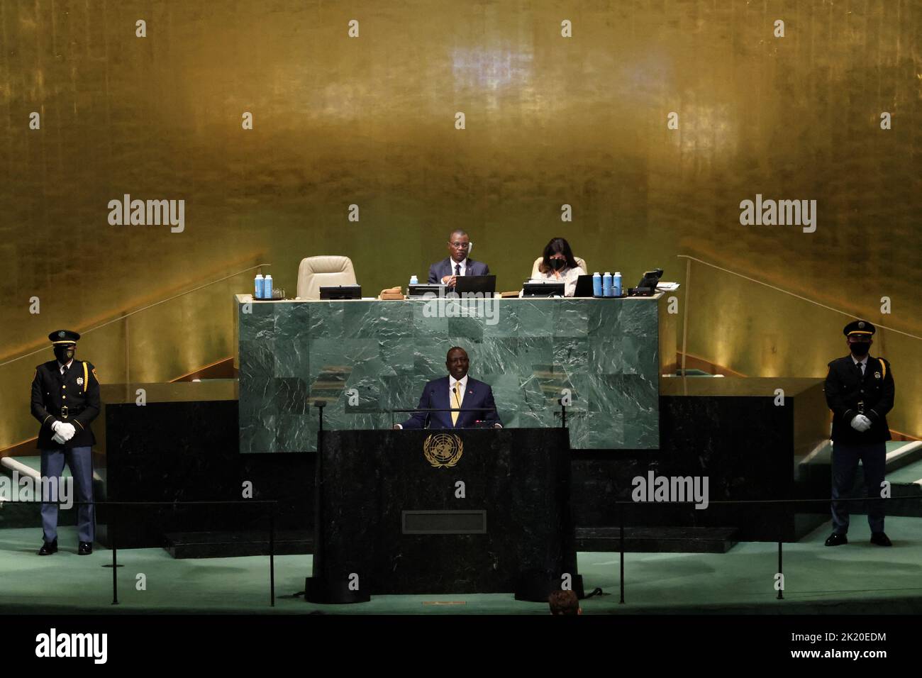 Le Président du Kenya, William Samoei Ruto, s'adresse à la session de 77th de l'Assemblée générale des Nations Unies au siège de l'ONU à New York, aux États-Unis, au 21 septembre 2022. REUTERS/Brendan McDermid Banque D'Images